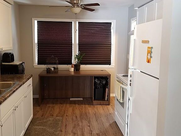 5th image of 3225 W Ionia St