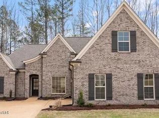 2102 Legacy Ln, Hernando, MS 38632