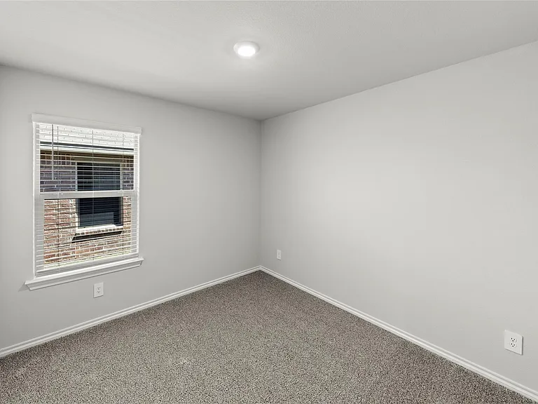 317 Bent Oak Dr — Photo 11
