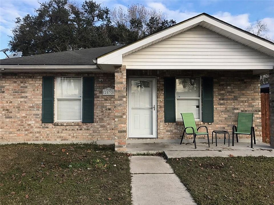 1st image of 2832 Jeanne Dr