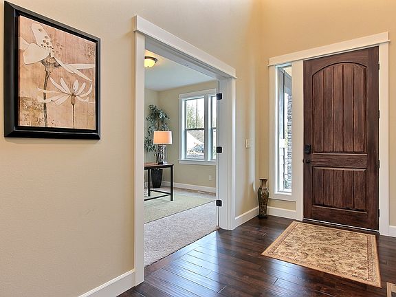 Example of Entry & Office