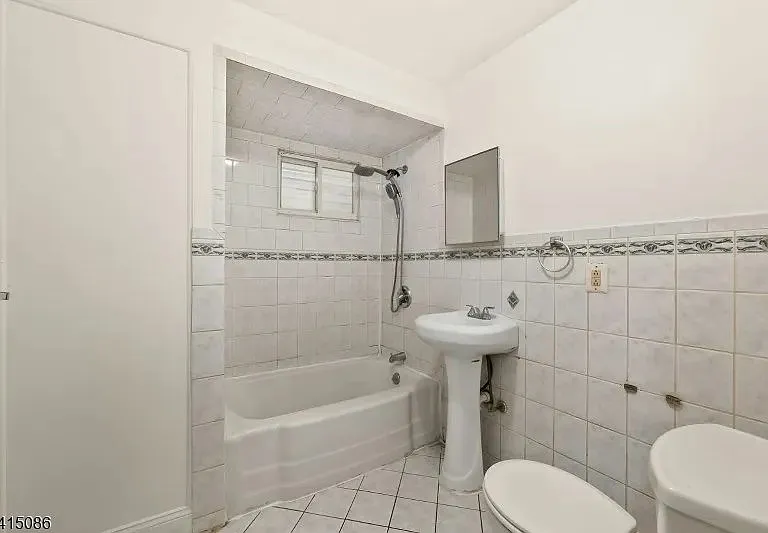 190 N 1st St #1 — Photo 10