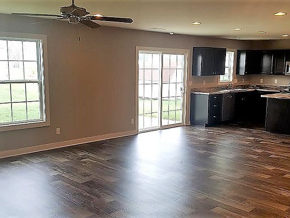 3rd image of 16015 Wrigley Dr