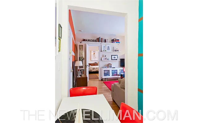 Sold by Douglas Elliman | media 19