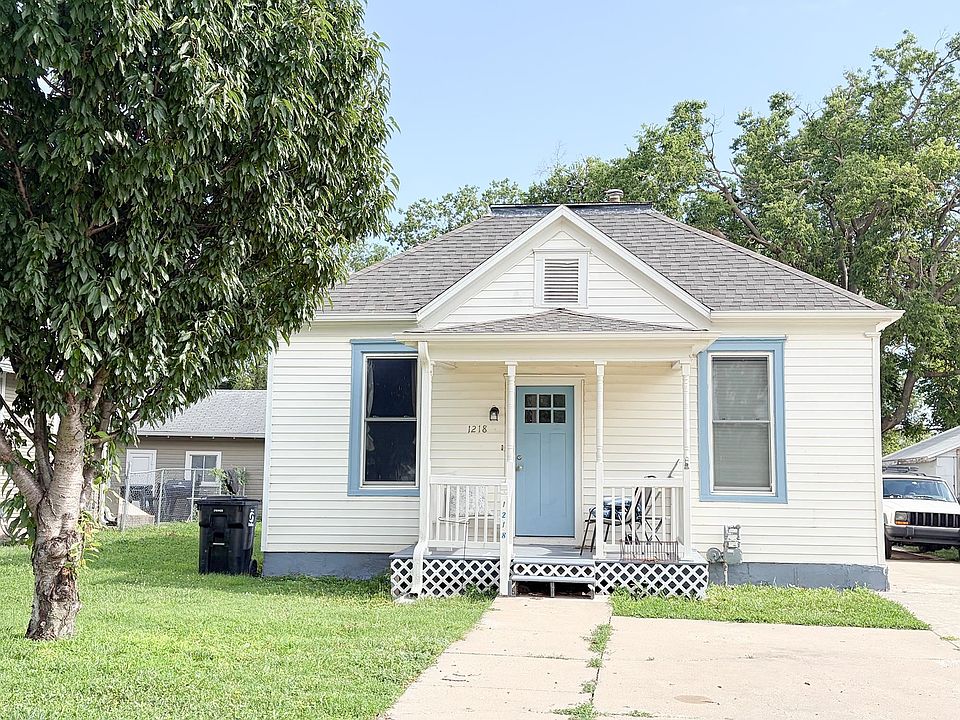 1st image of 1218 E Iron Ave