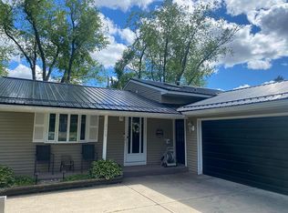 12649 Walnut Dr, Conneaut Lake, PA 16316