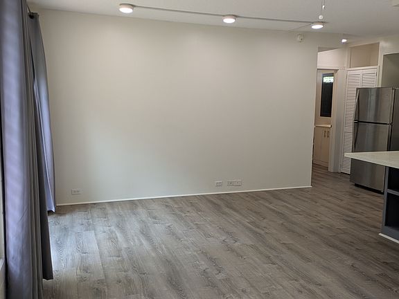 5th image of 1531 Makiki St