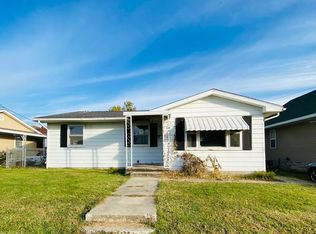 419 W College St, Oakland City, IN 47660