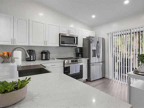 2nd image of 4100 Looking Glass LN #3002
