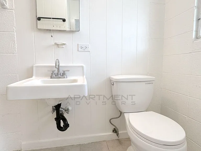733 Pensacola St — Photo 7