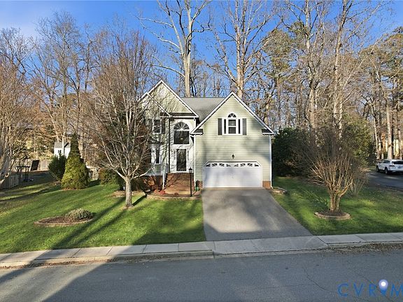 2nd image of 919 Walton Creek Dr