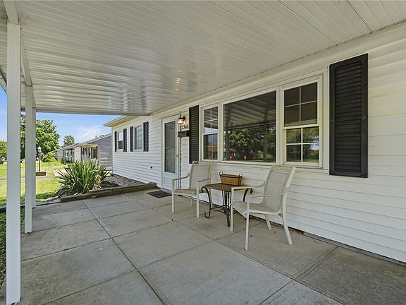 4th image of 2348 N Aragon Ave