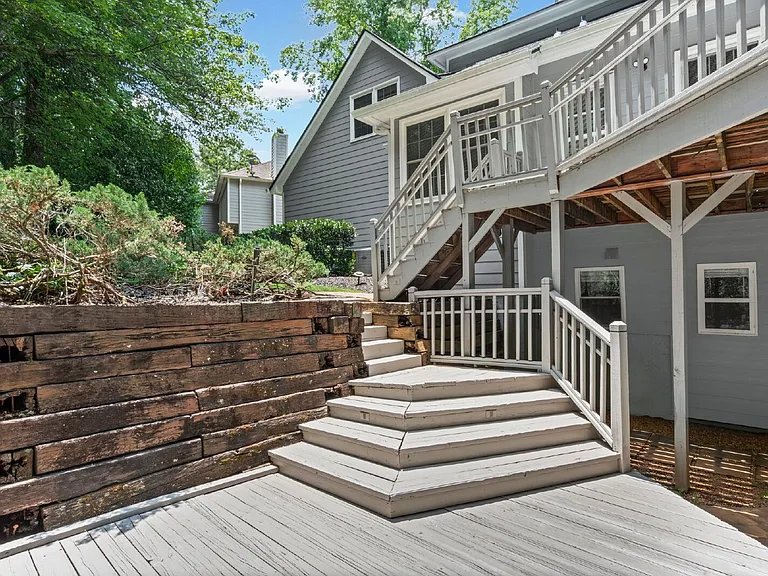 11355 Vedrines Dr — Photo 50