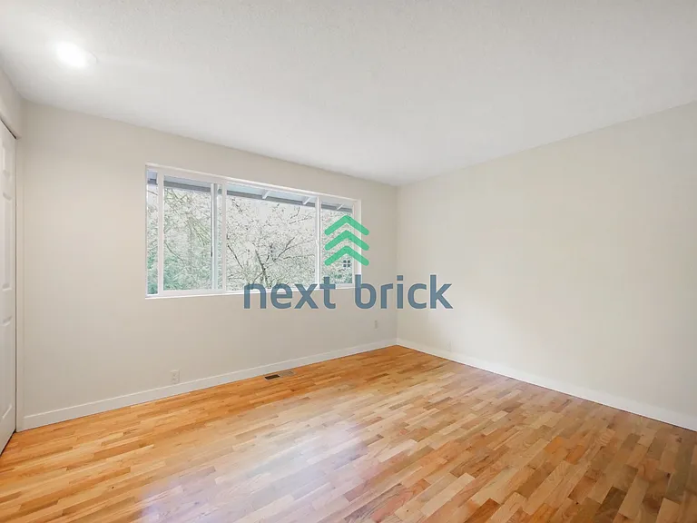 14469 NE 12th Pl — Photo 19