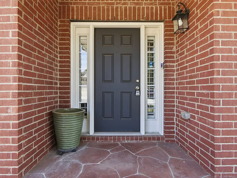 5036 Winslow Dr — Photo 5