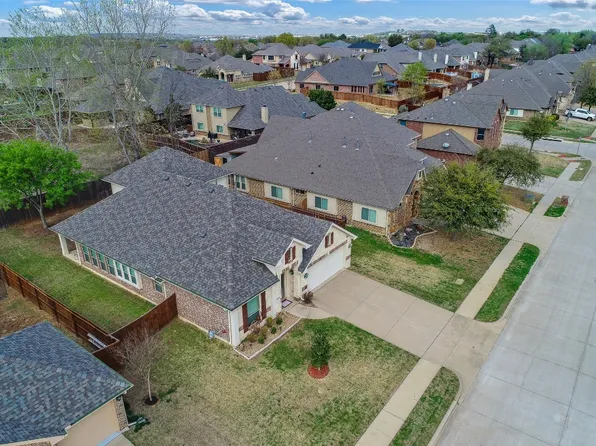 1008 Tara Dr, Burleson, TX 76028