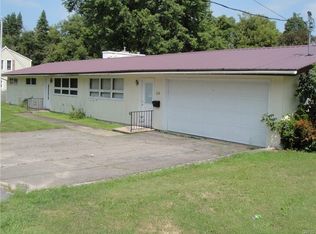 24 Valley Dr, Gouverneur, NY 13642