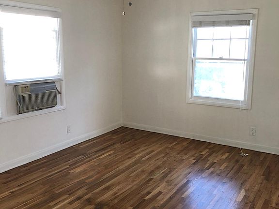 5th image of 421 Shirley Pl APT 6