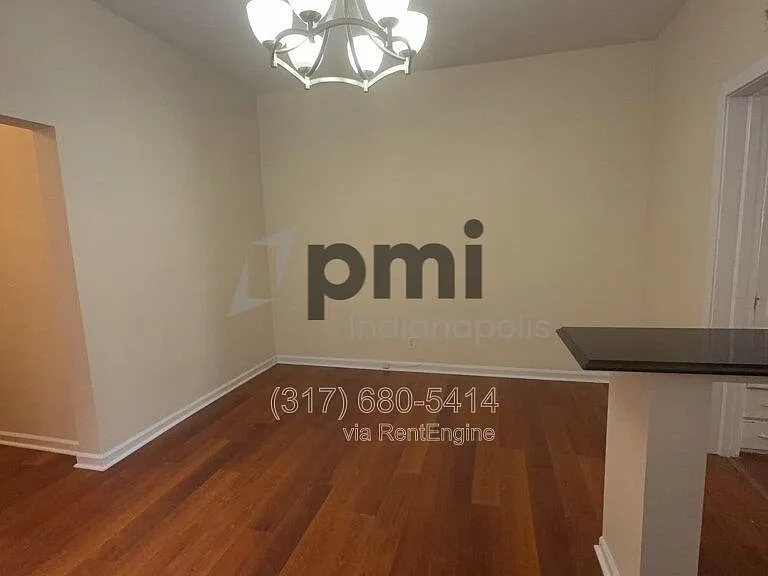 Indy Downtown Colonial Apartments — Photo 39