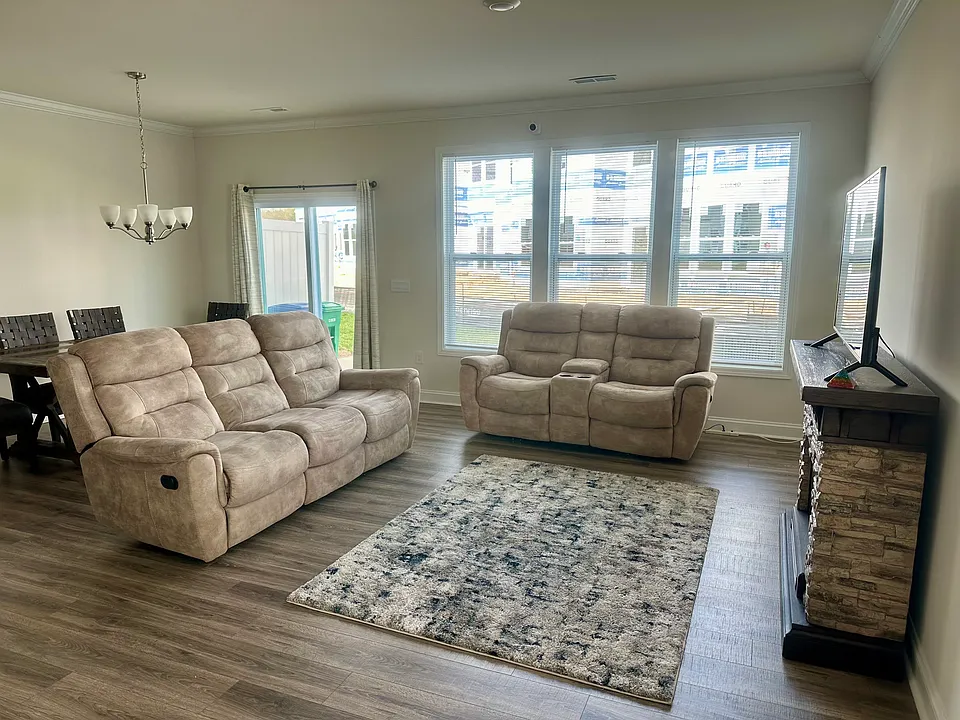 38 Ravens Ridge Rd