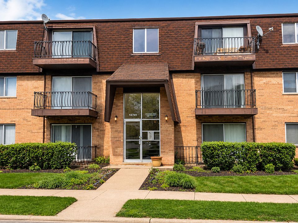1st image of 12741 S La Crosse Ave APT 2B