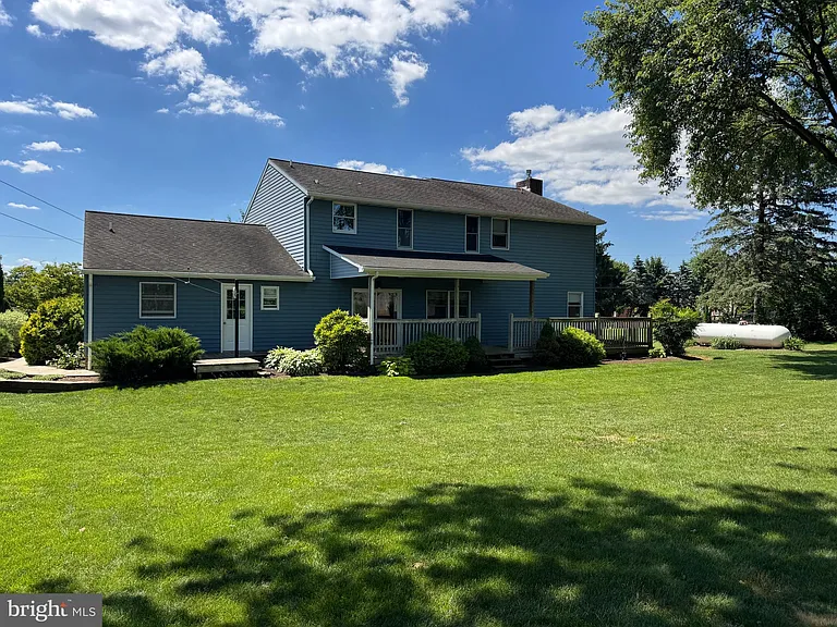 2395 Stumptown Rd — Photo 24