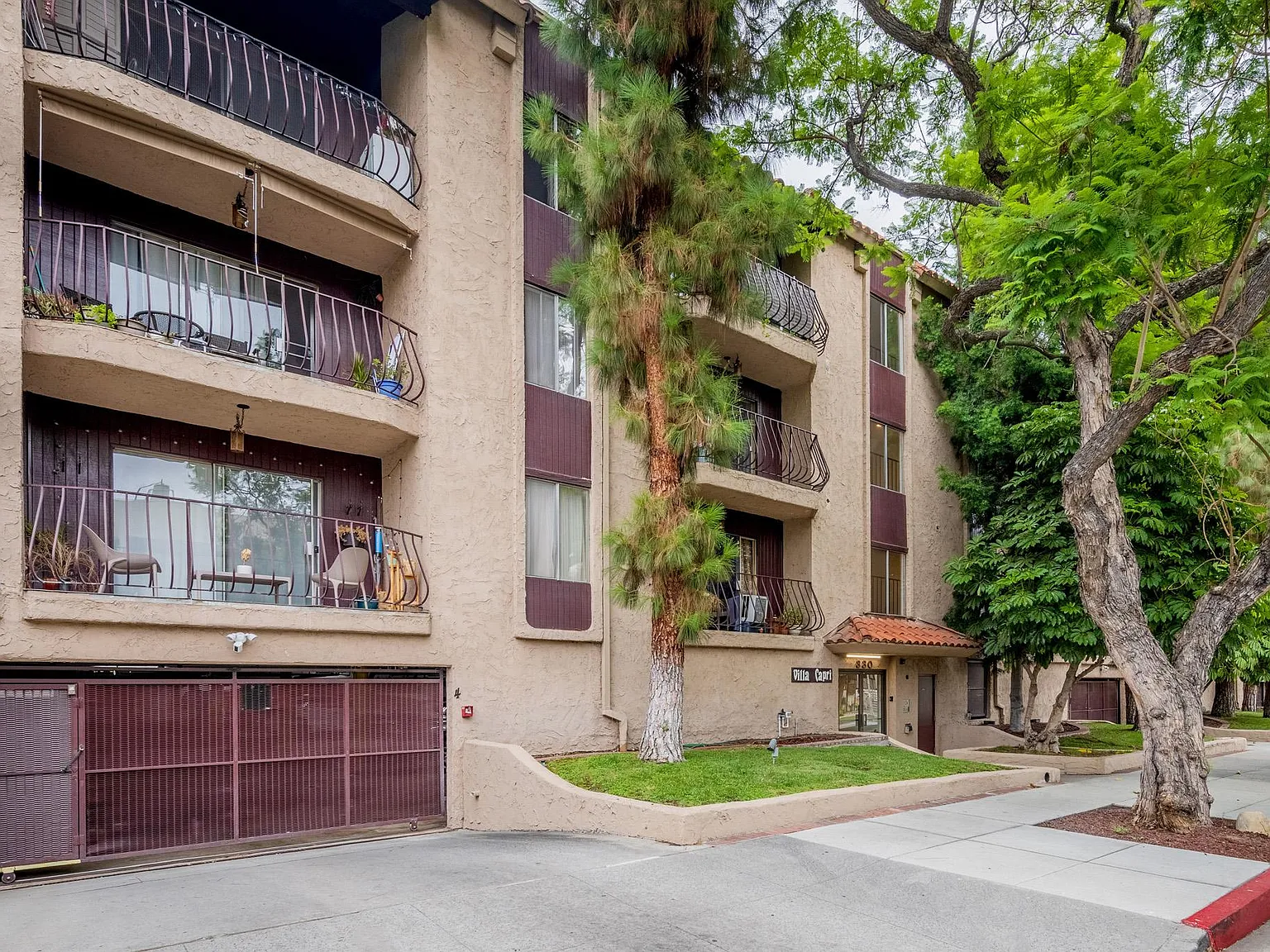 2 bed, 1009 sqft, $2,900 — Photo 2