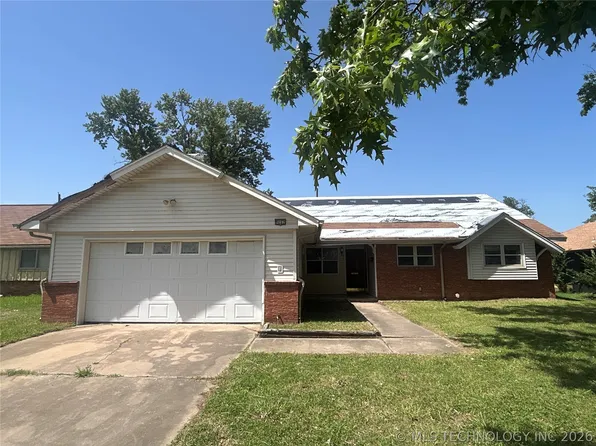 9067 E 33rd St, Tulsa, OK 74145