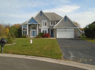 169 Carrington Dr, Rochester, NY 14626