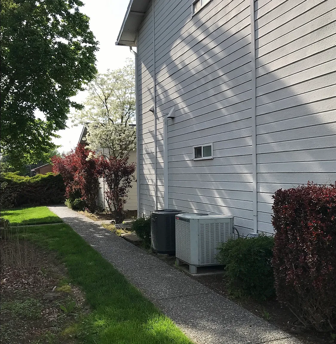 NE Cedar Ave, College Place — Photo 3