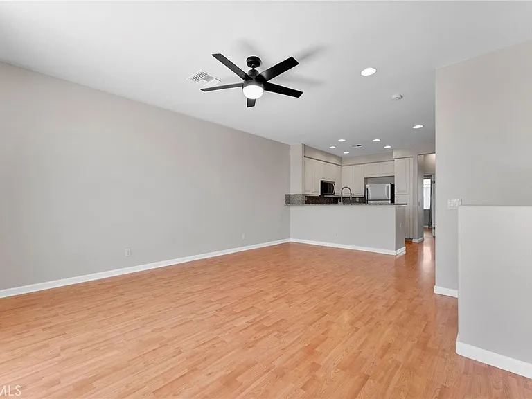 28476 Porsena Way — Photo 10