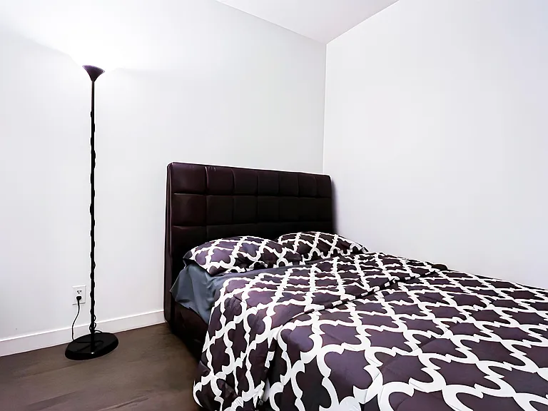 1009 Harwood St #309 — Photo 12