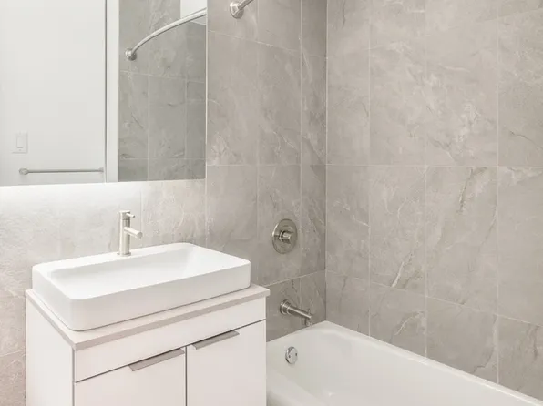 460 2nd Avenue 7B image 3 of 24