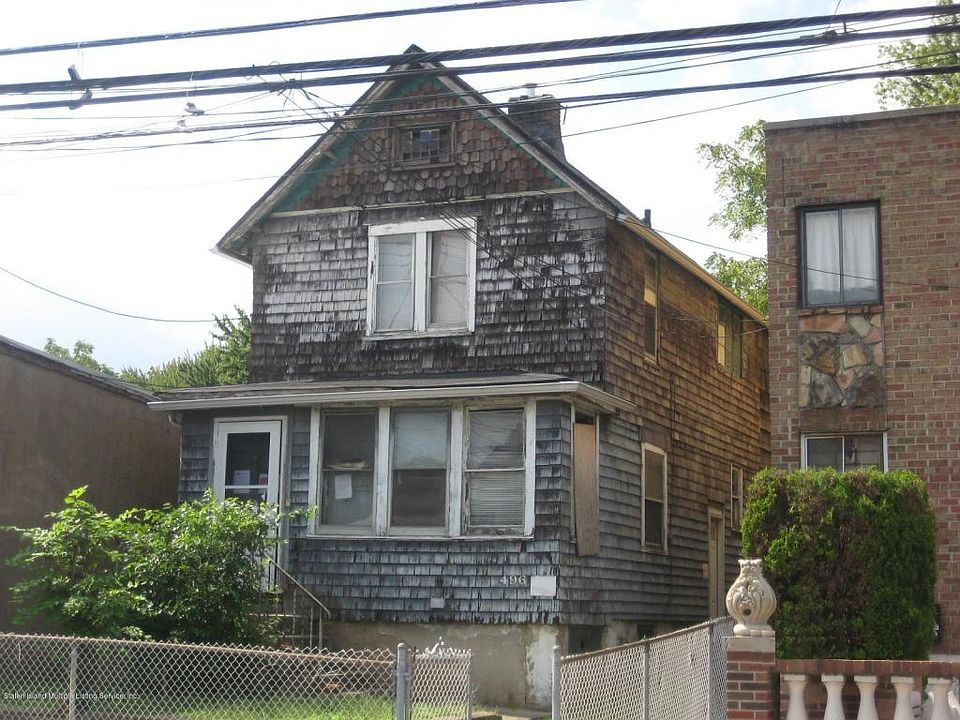 2nd image of 496 Jewett Ave