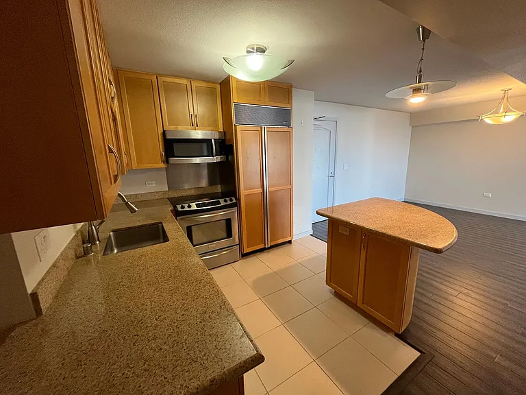 1296 Kapiolani Blvd #2004E — Photo 12