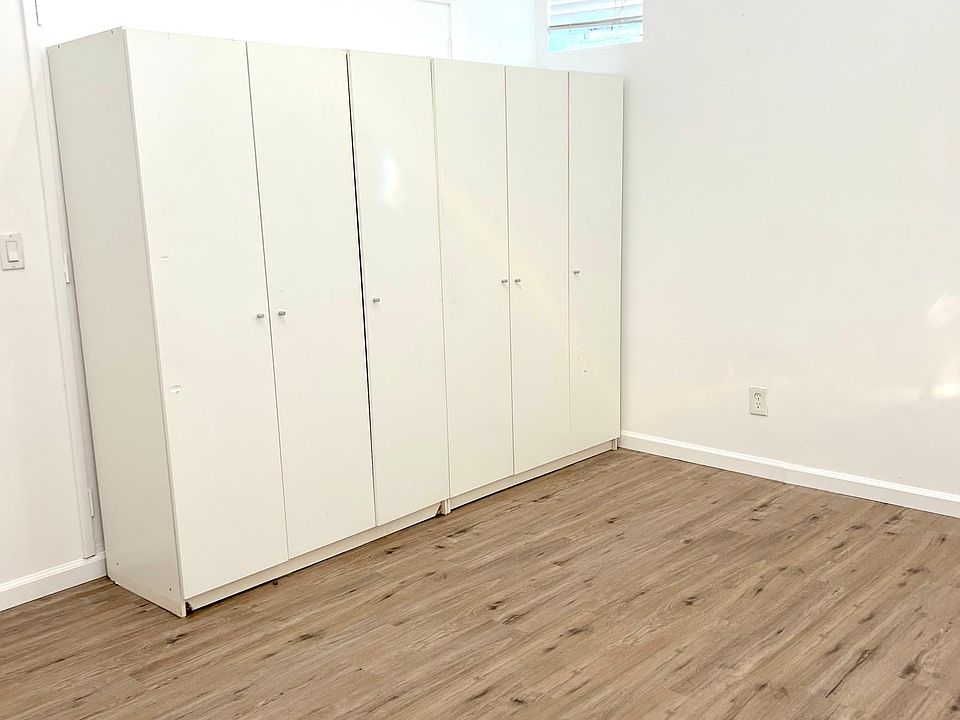 2nd image of 6524 Dume Dr