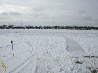 622 Pathway Dr, Howell, MI 48843