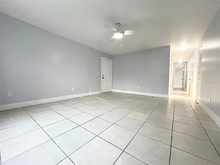 11340 Cardiff Dr — Photo 14