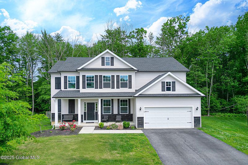 2nd image of 12 Basswood Court