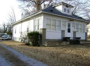 409 S Main St, Jonesboro, IL 62952