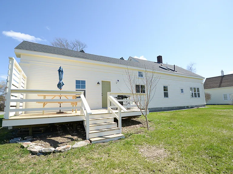 639 West St — Photo 19