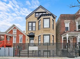 3527 S Damen Ave #3R, Chicago, IL