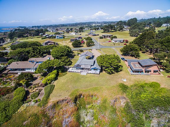 2nd image of 45475 Otter Point Cir