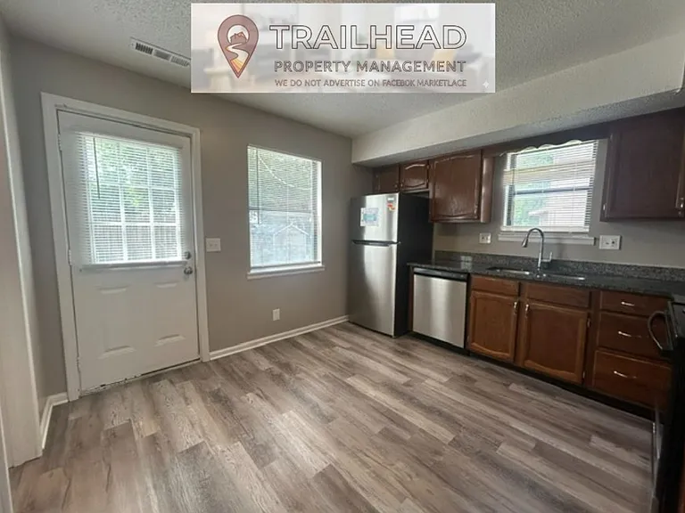 219 N Garrison Ave — Photo 23