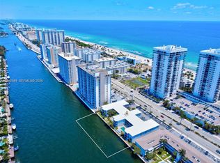 Waterway @ Hollywood Beac, Hollywood, FL 33019