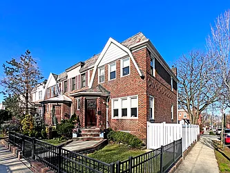 18-95 Suydam Street  image 1 of 1