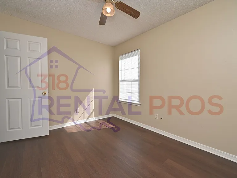 2414 Misty Ln — Photo 18