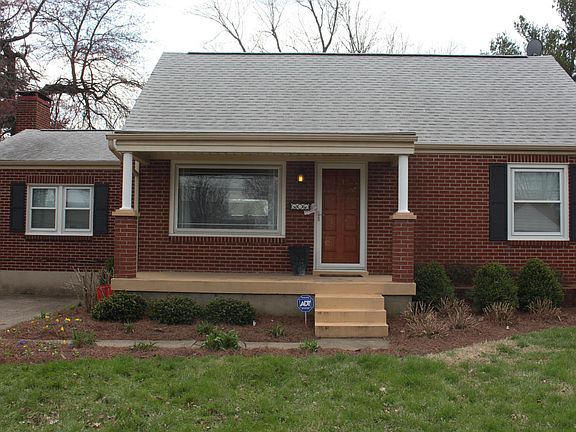 2nd image of 3014 Louisa Ave