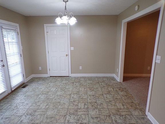 3rd image of 1838 Sunrise Dr