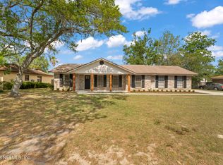 170 Foxridge Rd, Orange Park, FL 32065